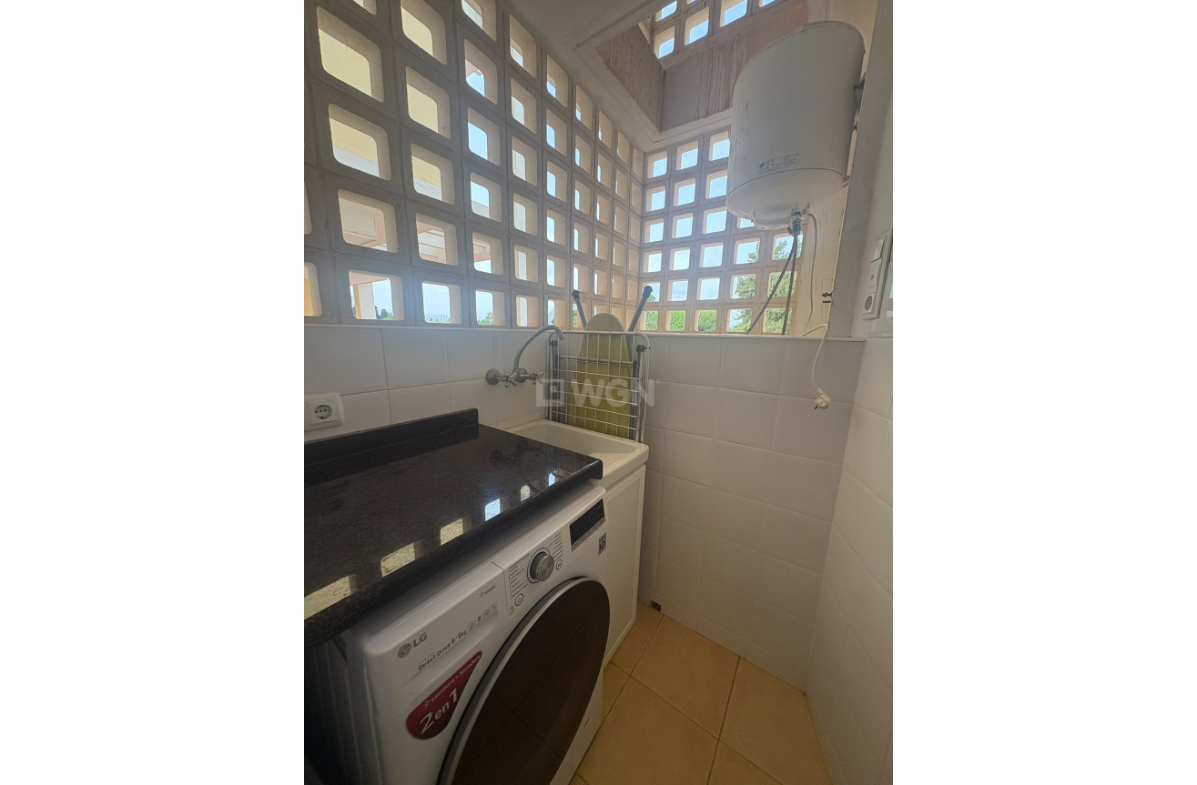 Odsprzedaż - Mieszkanie w bloku - Denia - Costa Blanca