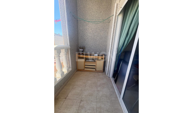 Odsprzedaż - Mieszkanie w bloku - Torrevieja - Costa Blanca