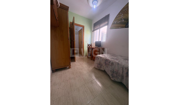 Odsprzedaż - Mieszkanie w bloku - Torrevieja - Costa Blanca