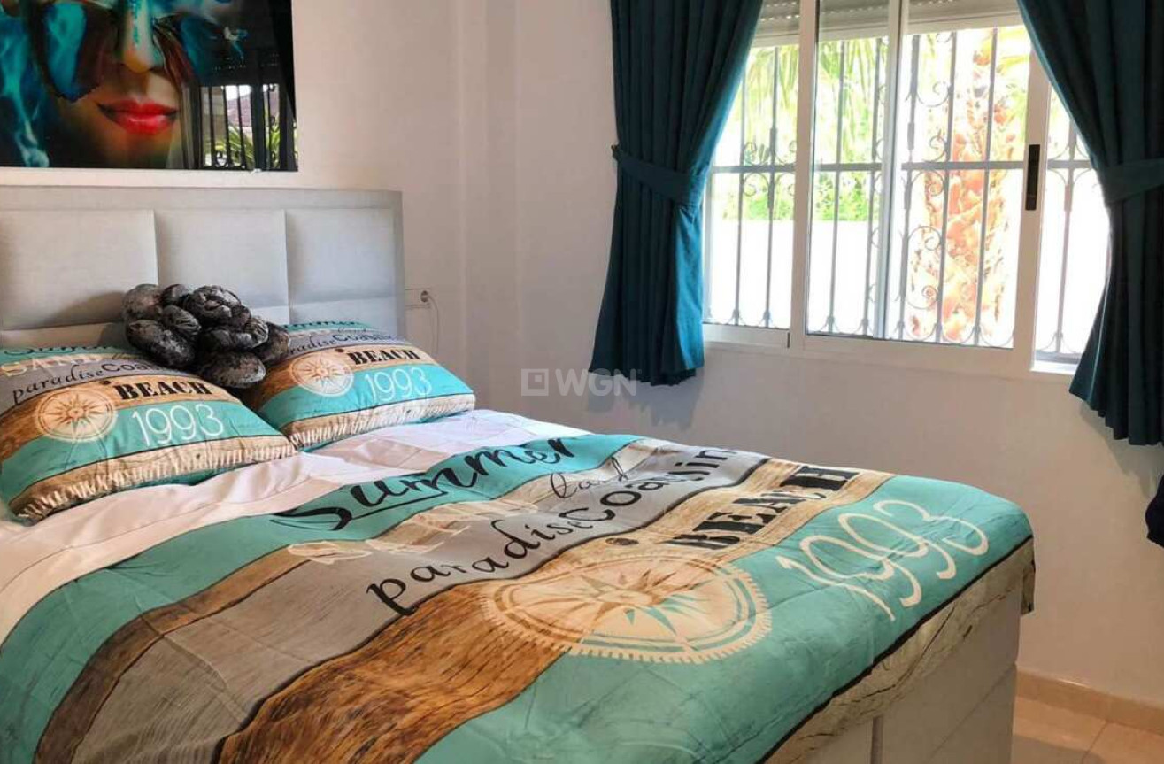 Resale - Villa - Rojales