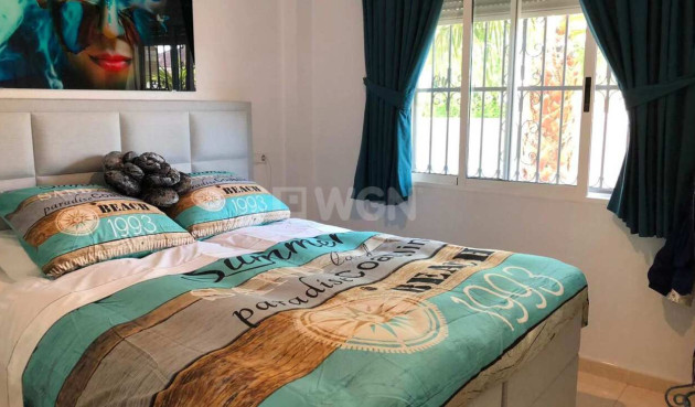 Resale - Villa - Rojales