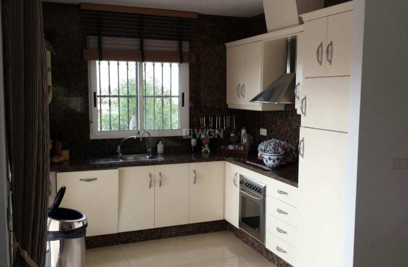 Resale - Villa - Rojales
