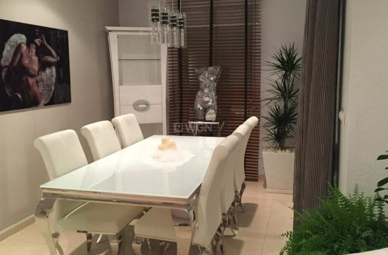 Resale - Villa - Rojales