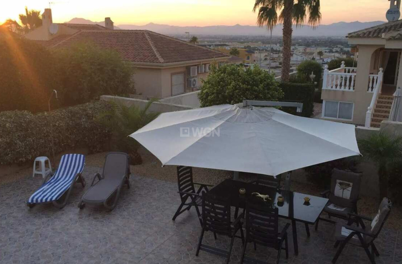 Resale - Villa - Rojales