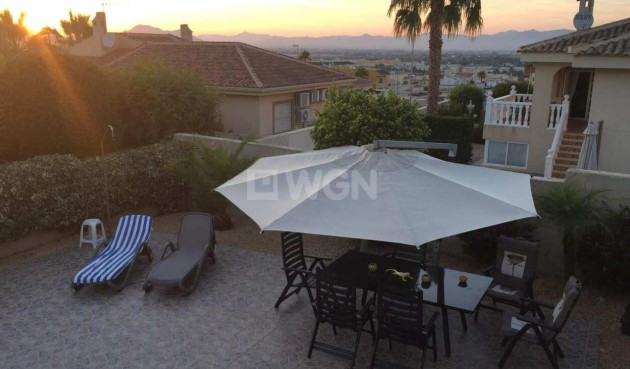 Resale - Villa - Rojales