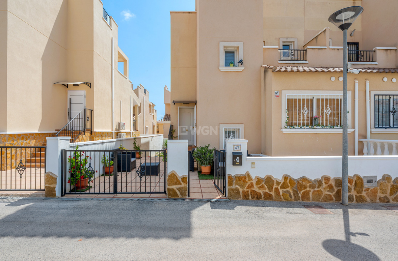 Odsprzedaż - Villa - San Miguel de Salinas - Costa Blanca