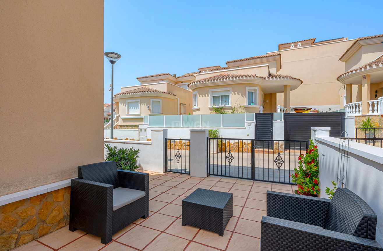 Odsprzedaż - Villa - San Miguel de Salinas - Costa Blanca