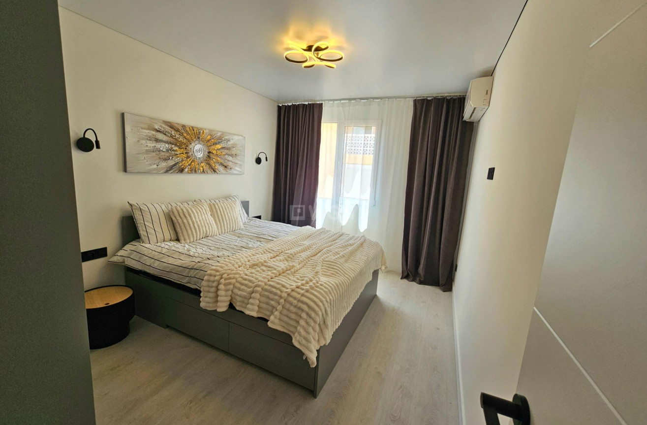 Odsprzedaż - Bungalow - Torrevieja - Los Europeos