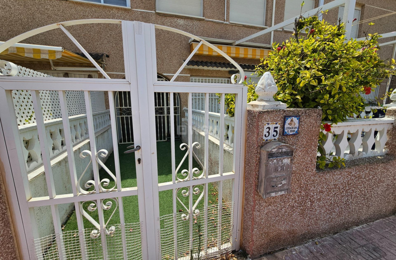 Odsprzedaż - Bungalow - Torrevieja - Los Europeos