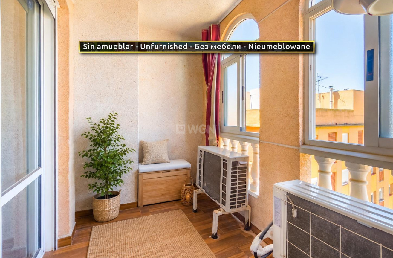 Resale - Apartment / flat - Torrevieja - PARQUE DE LAS NACIONES