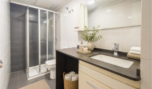 Resale - Apartment / flat - Torrevieja - PARQUE DE LAS NACIONES