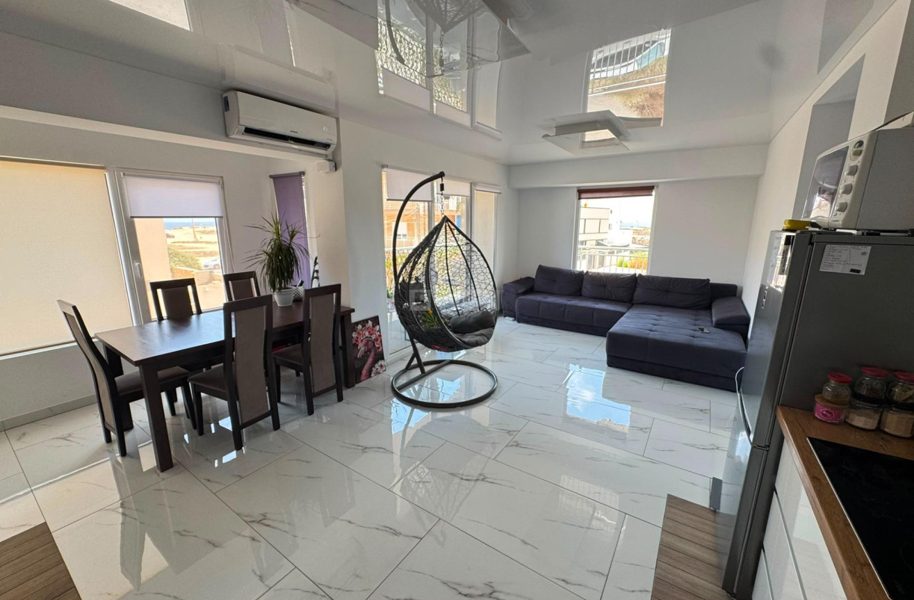Resale - Apartment / flat - Torrevieja - Zona Los Frutales