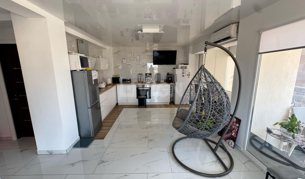 Resale - Apartment / flat - Torrevieja - Zona Los Frutales