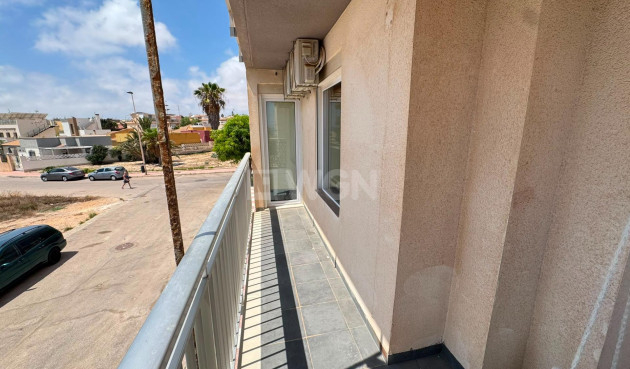 Resale - Apartment / flat - Torrevieja - Zona Los Frutales