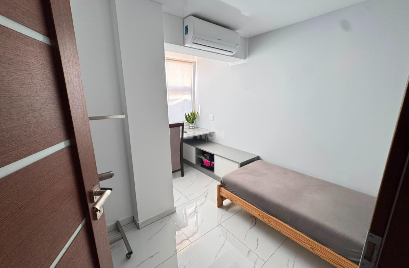 Resale - Apartment / flat - Torrevieja - Zona Los Frutales
