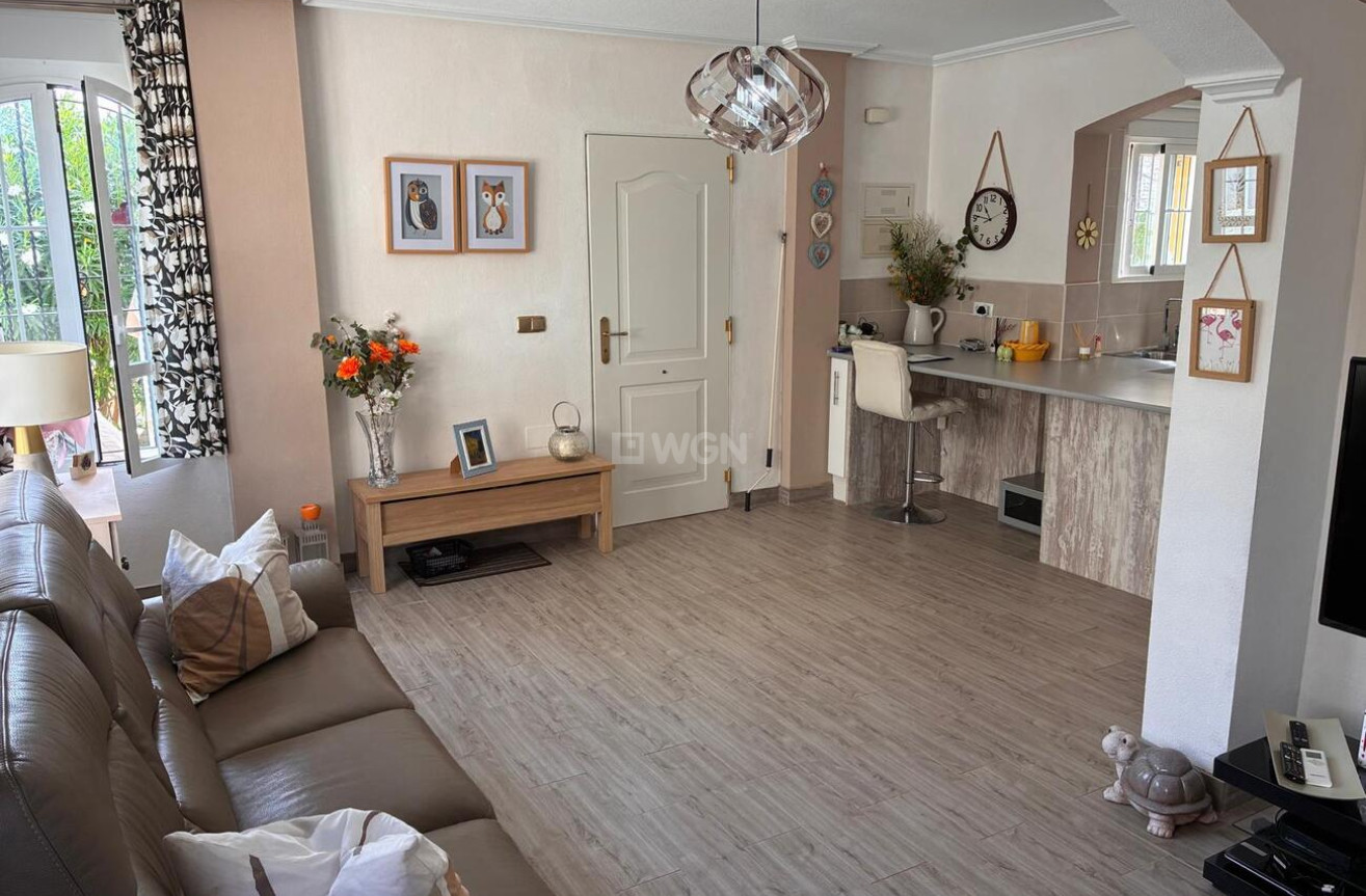 Odsprzedaż - Villa - Lomas de Caboroig - Costa Blanca