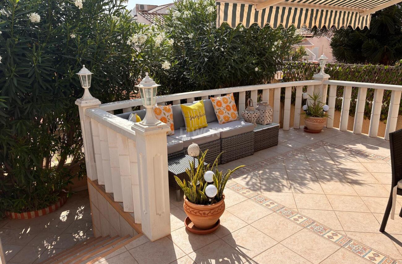 Odsprzedaż - Villa - Lomas de Caboroig - Costa Blanca