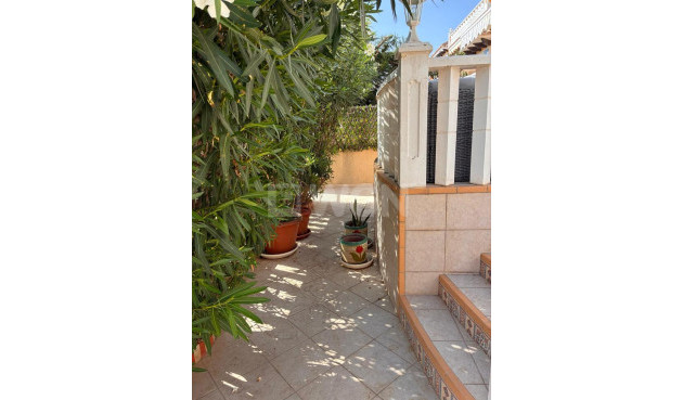 Odsprzedaż - Villa - Lomas de Caboroig - Costa Blanca