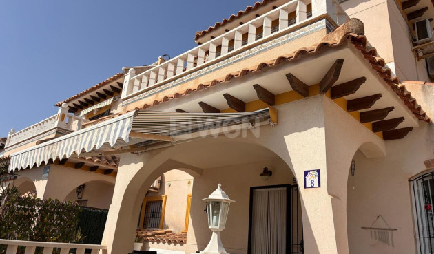 Odsprzedaż - Villa - Lomas de Caboroig - Costa Blanca