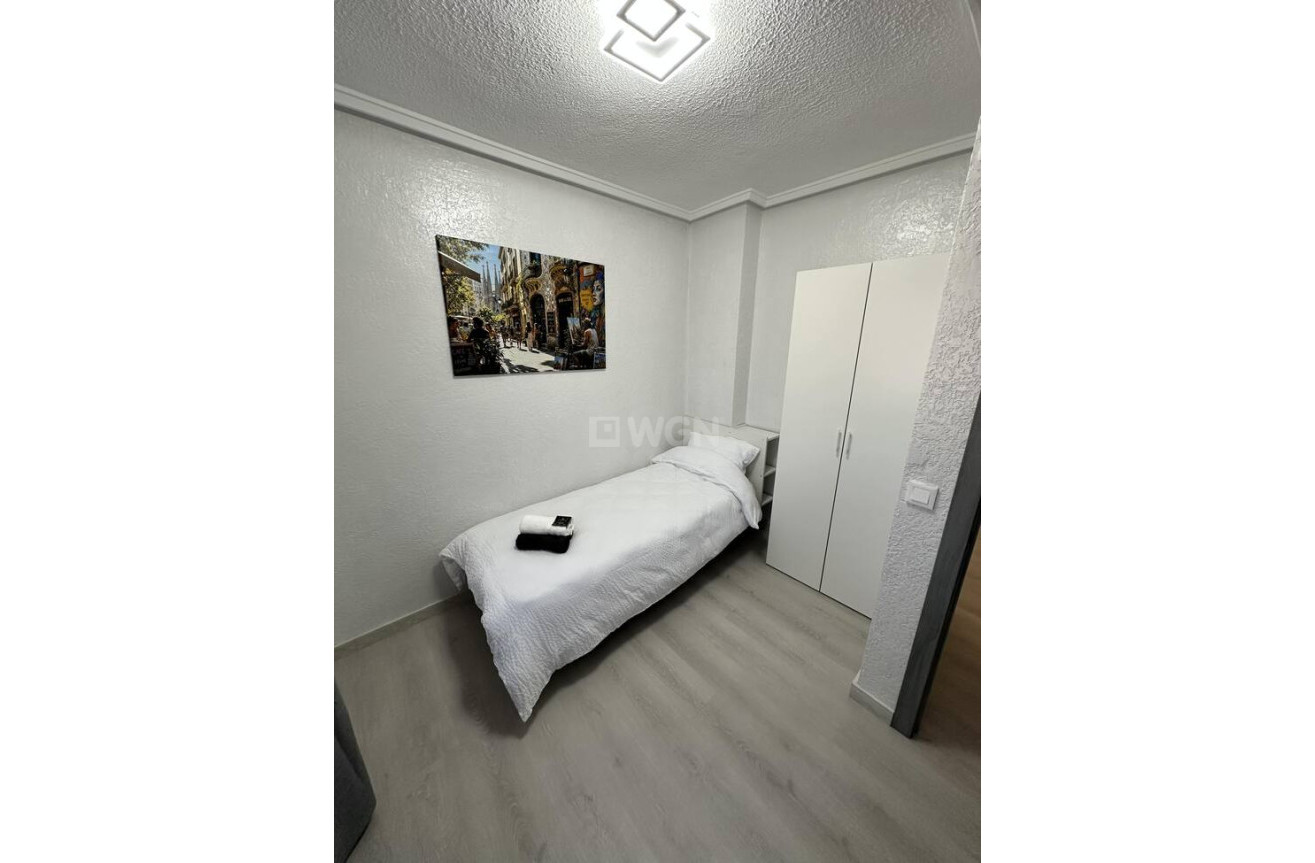Reventa - Apartamento / piso - Torrevieja - Centro