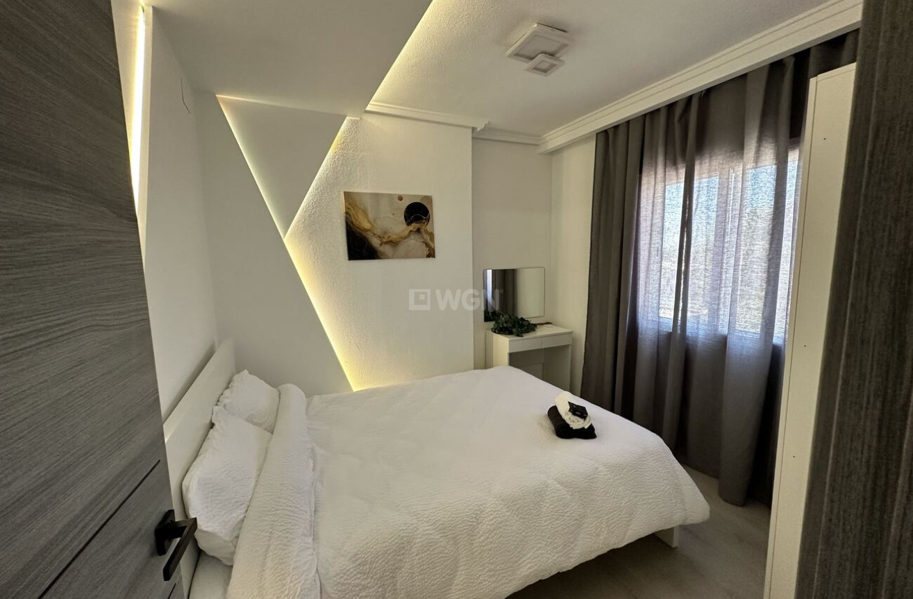 Reventa - Apartamento / piso - Torrevieja - Centro
