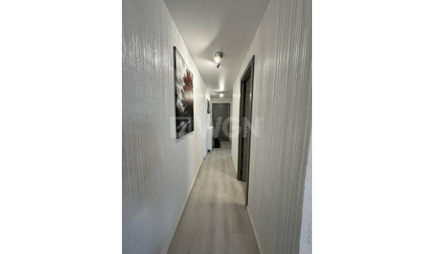Reventa - Apartamento / piso - Torrevieja - Centro
