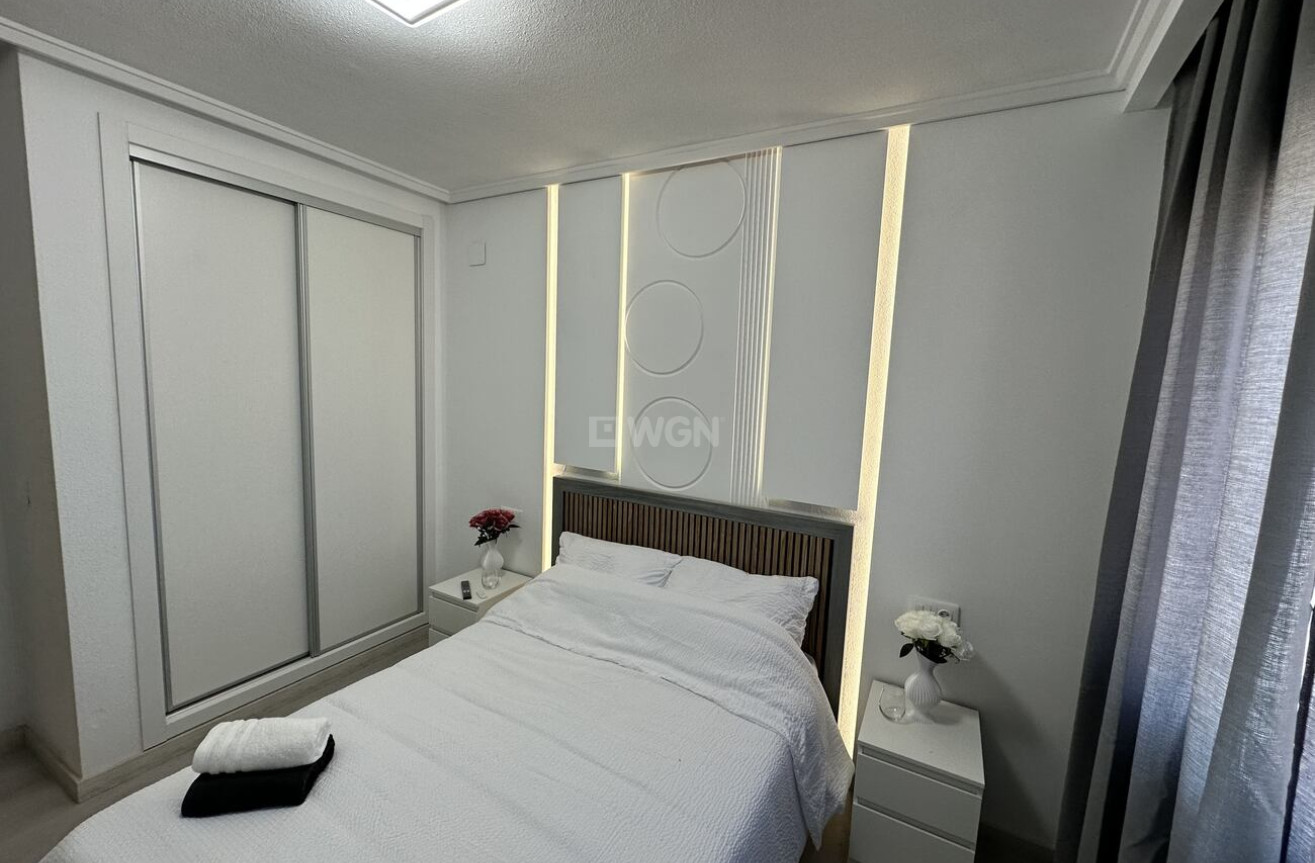 Reventa - Apartamento / piso - Torrevieja - Centro