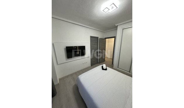 Reventa - Apartamento / piso - Torrevieja - Centro