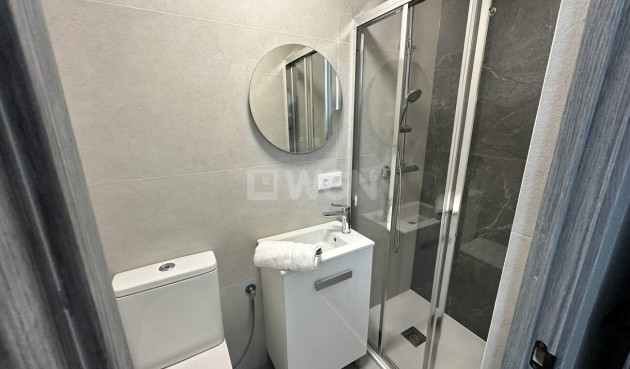 Reventa - Apartamento / piso - Torrevieja - Centro