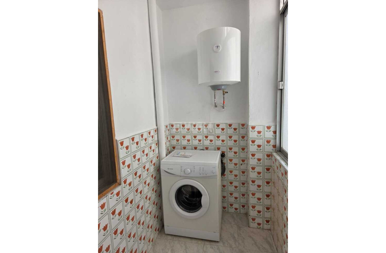Odsprzedaż - Mieszkanie w bloku - Torrevieja - Habaneras