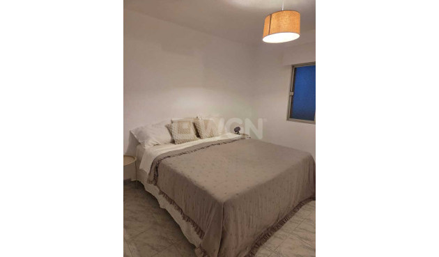 Odsprzedaż - Mieszkanie w bloku - Torrevieja - Habaneras