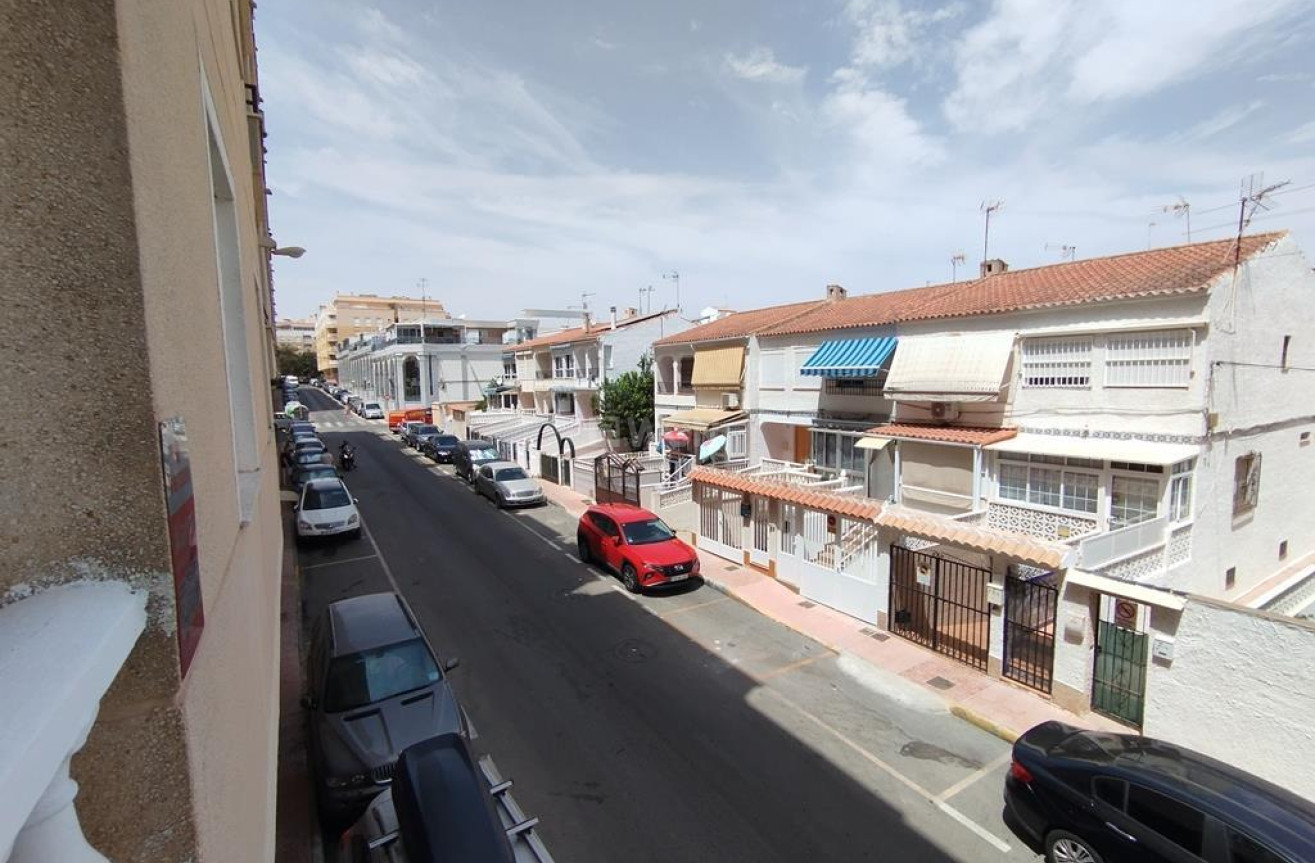 Wiederverkauf - Wohnung - Torrevieja - Habaneras