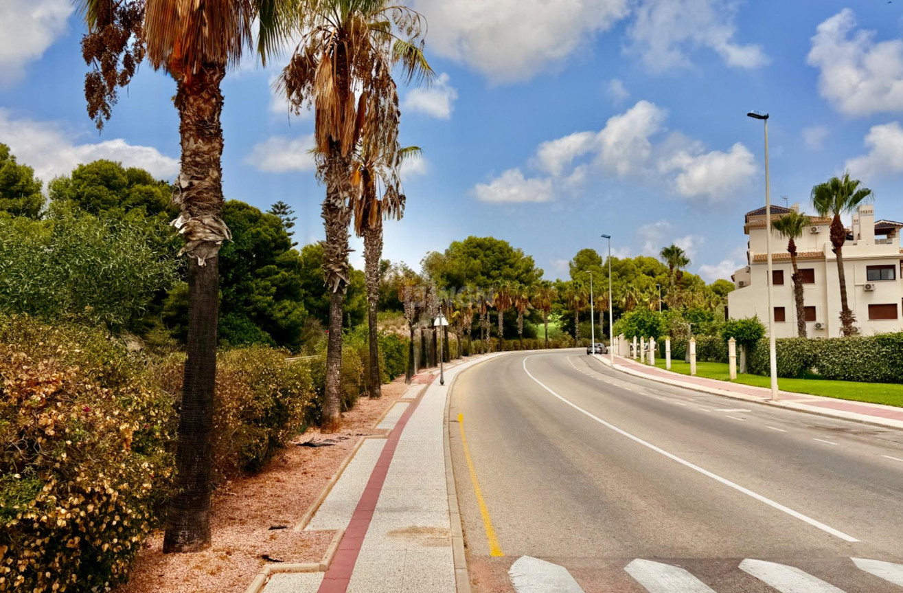 Odsprzedaż - Mieszkanie w bloku - Orihuela Costa - Las Ramblas