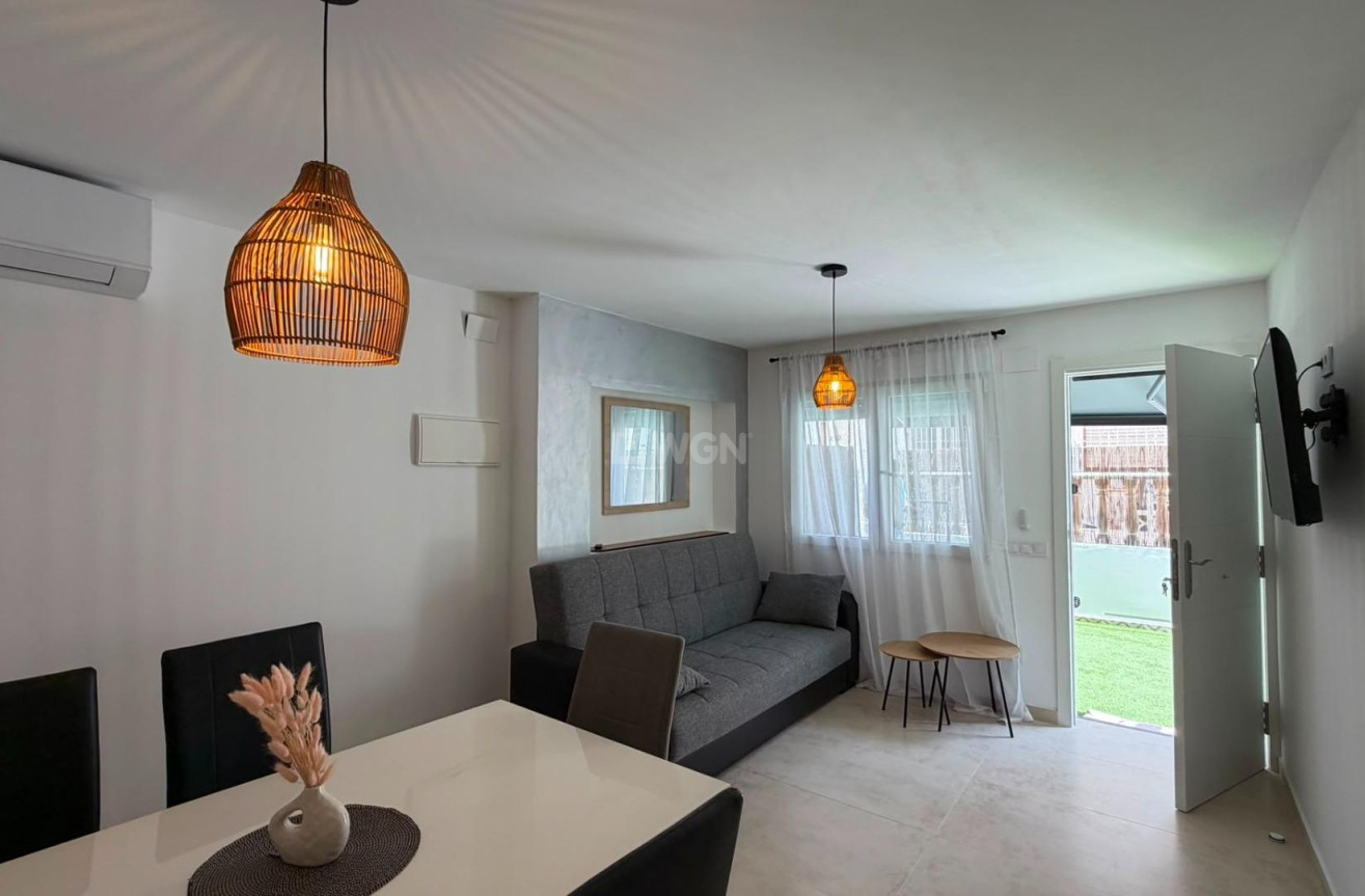 Odsprzedaż - Bungalow - Torrevieja - La Veleta