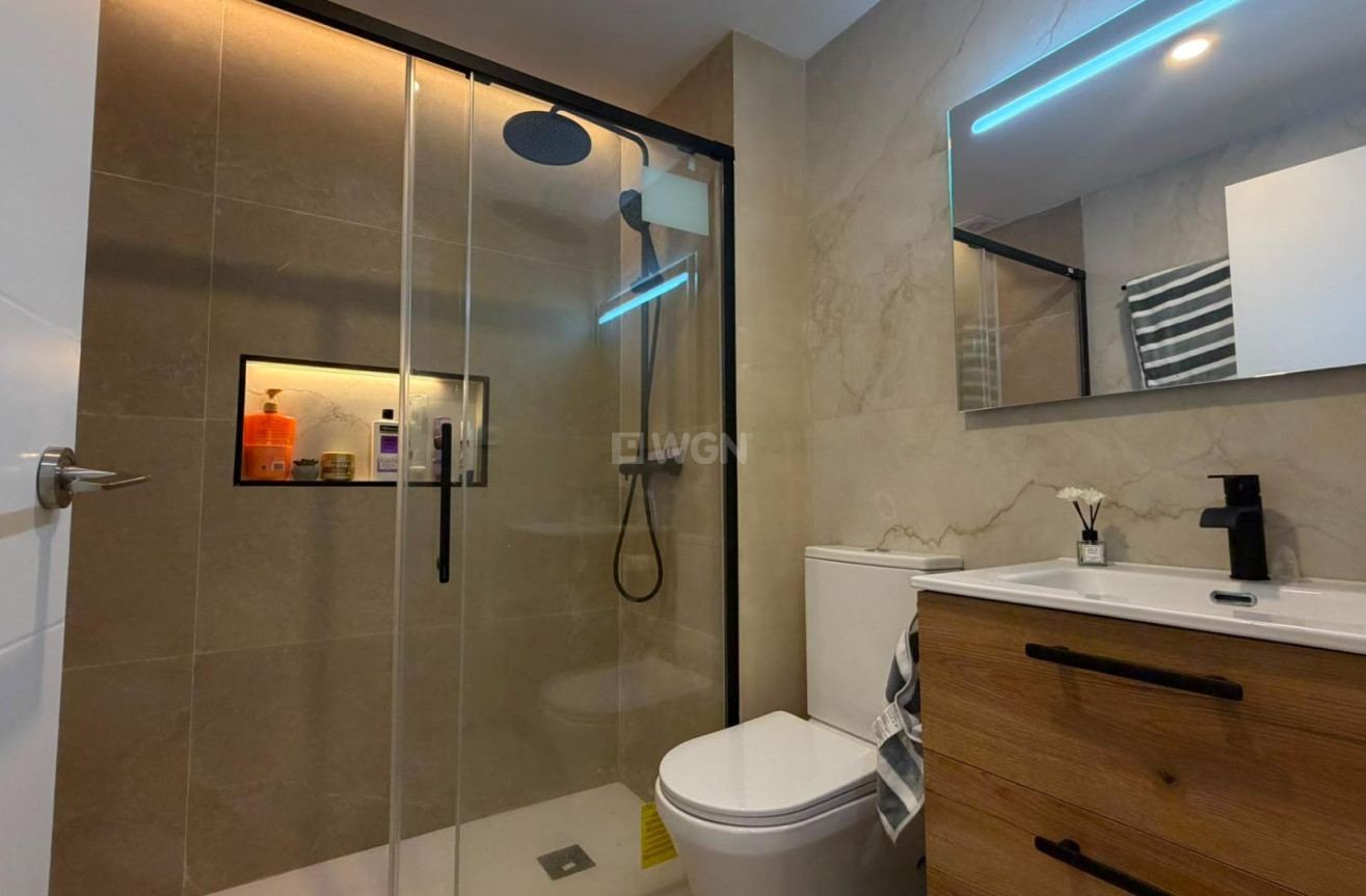 Odsprzedaż - Bungalow - Torrevieja - La Veleta