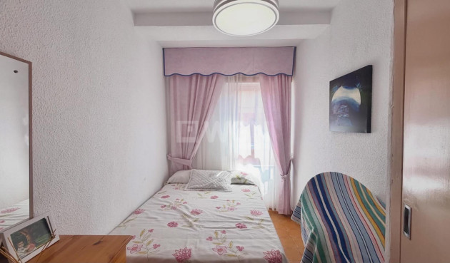 Odsprzedaż - Daszek - Torrevieja - Habaneras