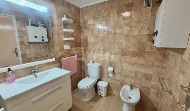Odsprzedaż - Daszek - Torrevieja - Habaneras