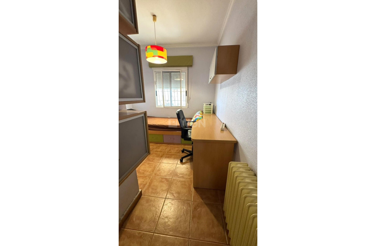 Odsprzedaż - Villa - Torrevieja - La Siesta - El Salado - Torreta