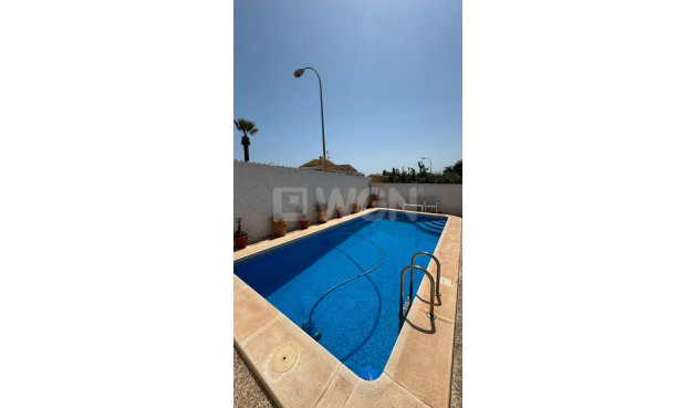 Odsprzedaż - Villa - Torrevieja - La Siesta - El Salado - Torreta