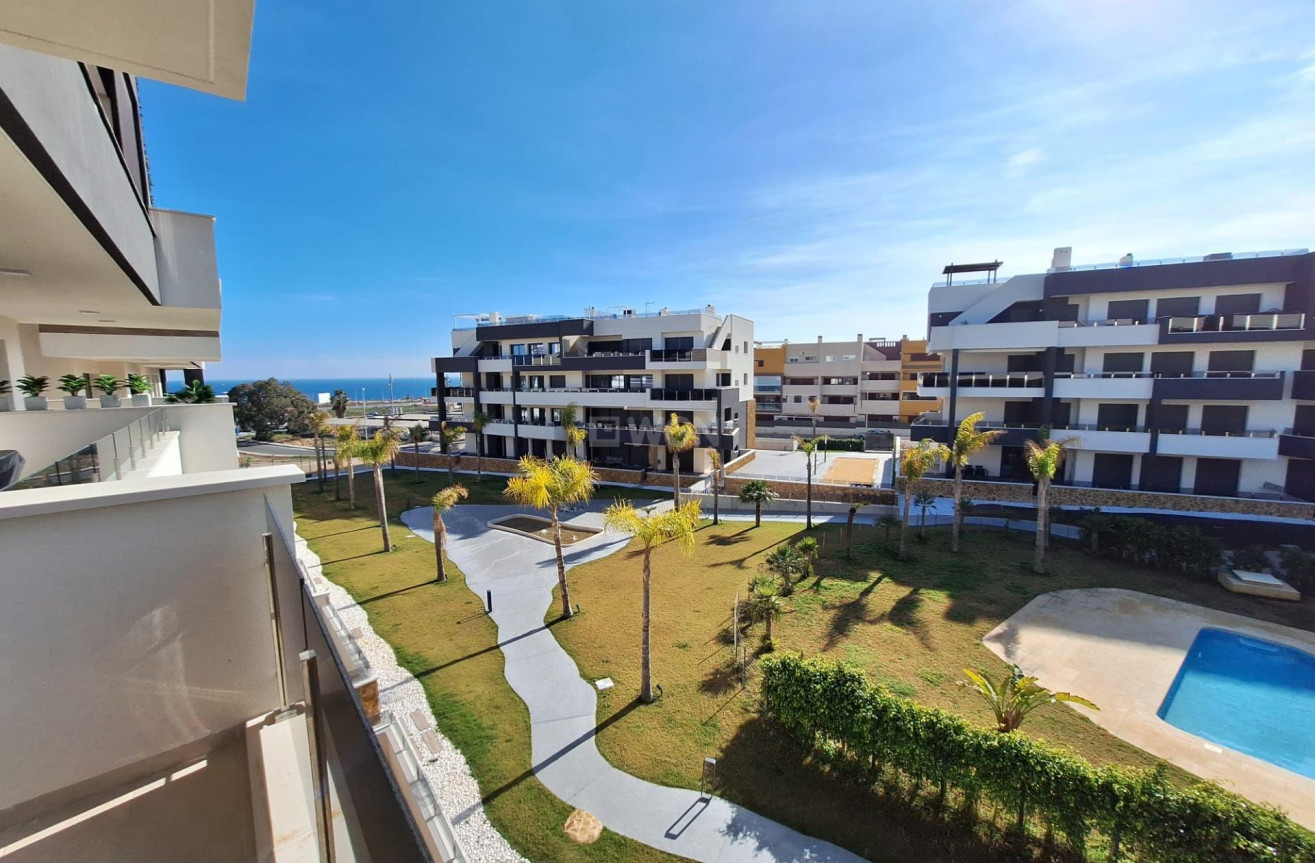 Odsprzedaż - Mieszkanie w bloku - Orihuela Costa - Punta Prima