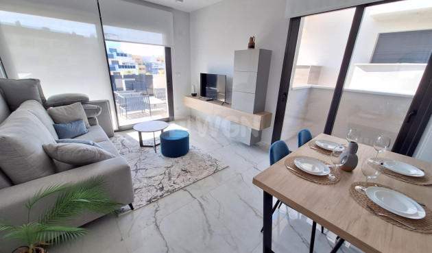 Odsprzedaż - Mieszkanie w bloku - Orihuela Costa - Punta Prima