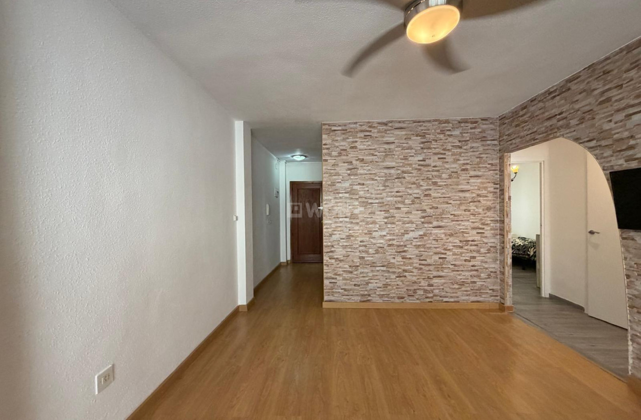 Wiederverkauf - Wohnung - Torrevieja - Playa del Cura