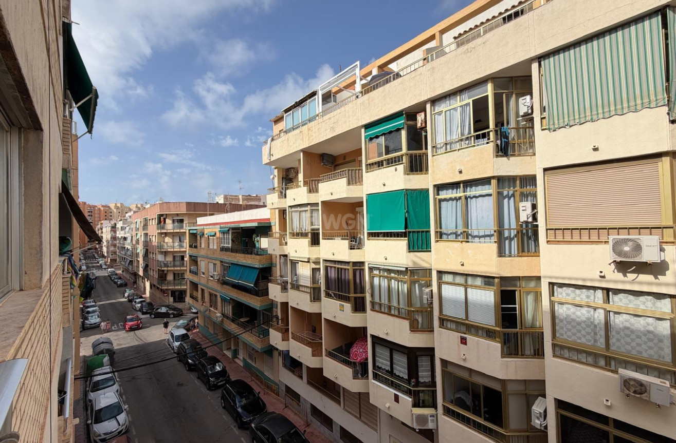 Wiederverkauf - Wohnung - Torrevieja - Playa del Cura