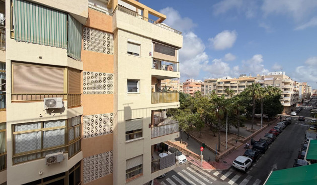 Wiederverkauf - Wohnung - Torrevieja - Playa del Cura