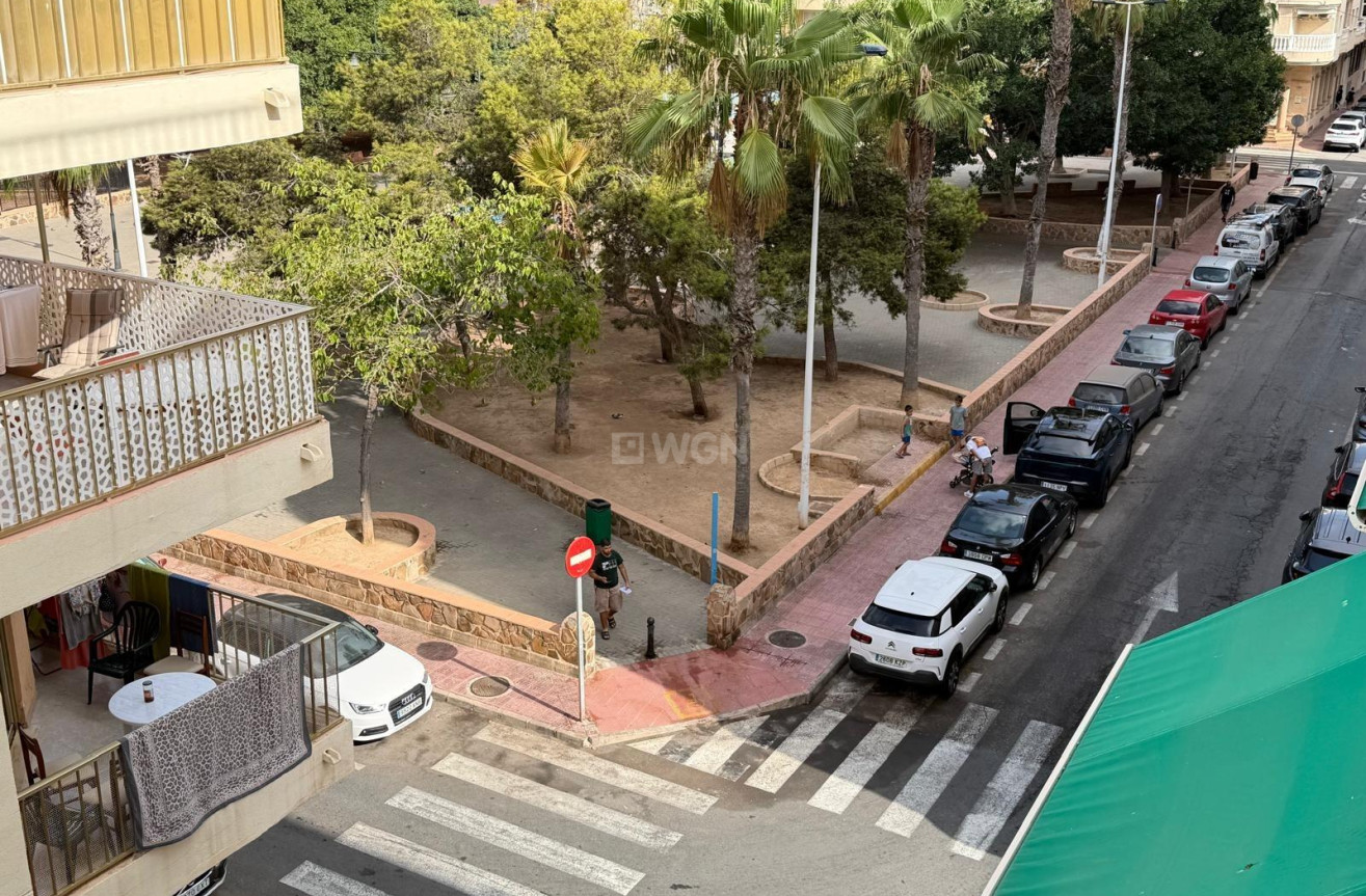 Wiederverkauf - Wohnung - Torrevieja - Playa del Cura