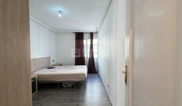 Wiederverkauf - Wohnung - Torrevieja - Playa del Cura