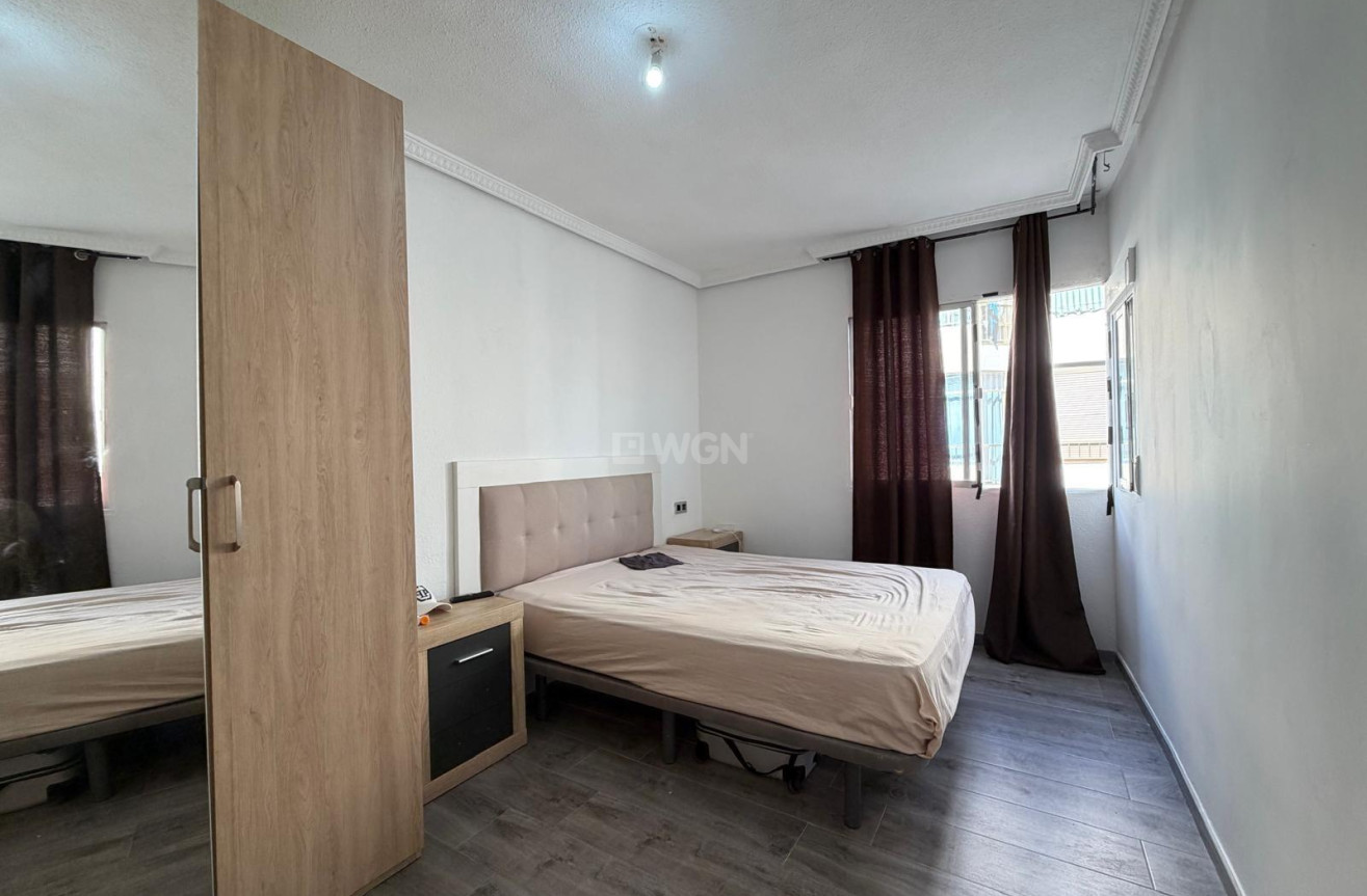 Wiederverkauf - Wohnung - Torrevieja - Playa del Cura