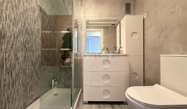 Wiederverkauf - Wohnung - Torrevieja - Playa del Cura