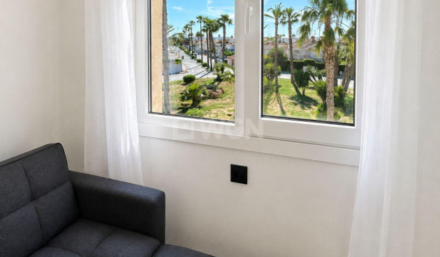 Odsprzedaż - Bungalow - Torrevieja - Carrefour