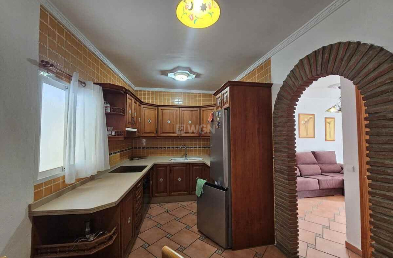 Odsprzedaż - Semi Detached Penthouse - Manilva - Estepona